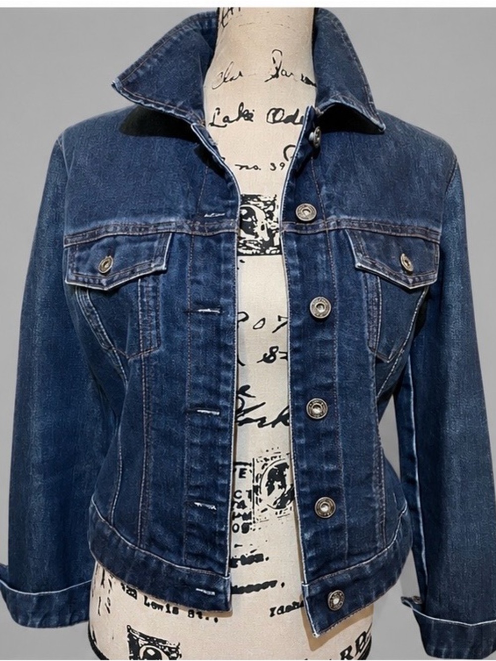 GAP Women’s Small Classic Dark Blue Denim Jacket - Casual Jean Coat